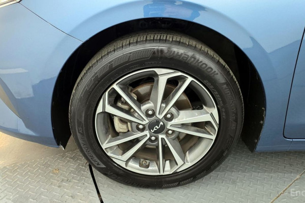 2022 Kia K3 с пробегом 90 521 км