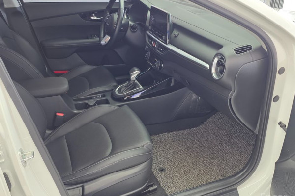 2021 Kia K3 с пробегом 80 029 км