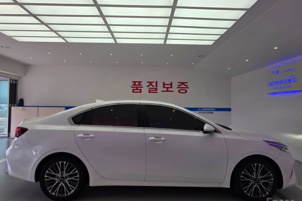 2021 Kia K3 с пробегом 80 029 км