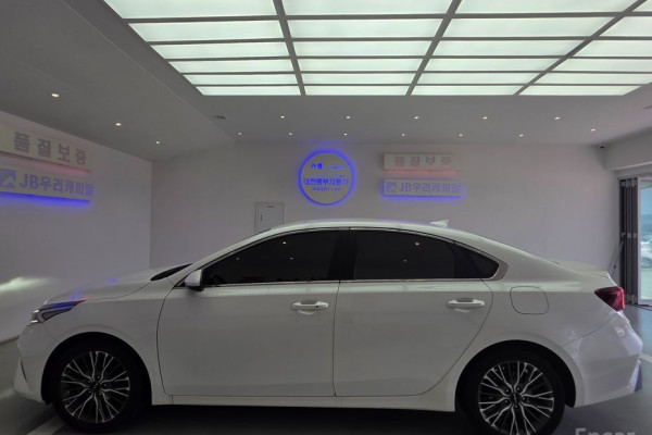 2021 Kia K3 с пробегом 80 029 км