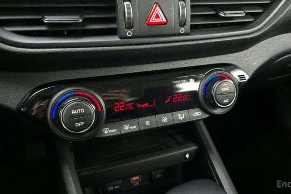 2022 Kia K3 с пробегом 80 716 км