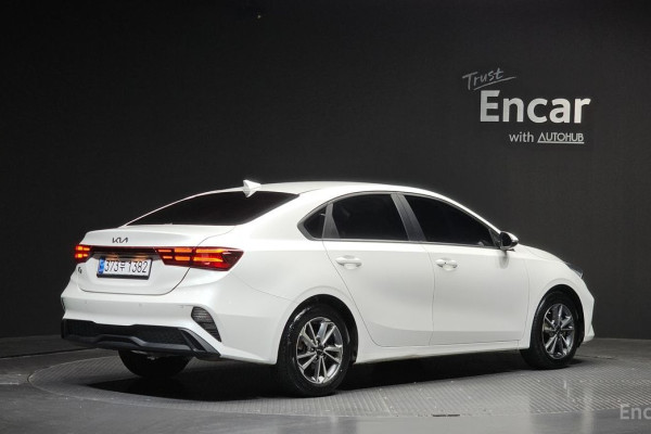 2022 Kia K3 с пробегом 111 617 км