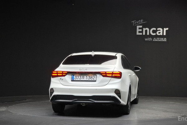 2022 Kia K3 с пробегом 111 617 км