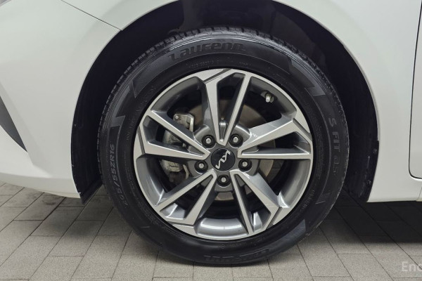 2022 Kia K3 с пробегом 111 617 км