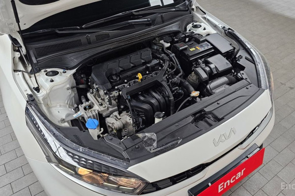 2022 Kia K3 с пробегом 111 617 км