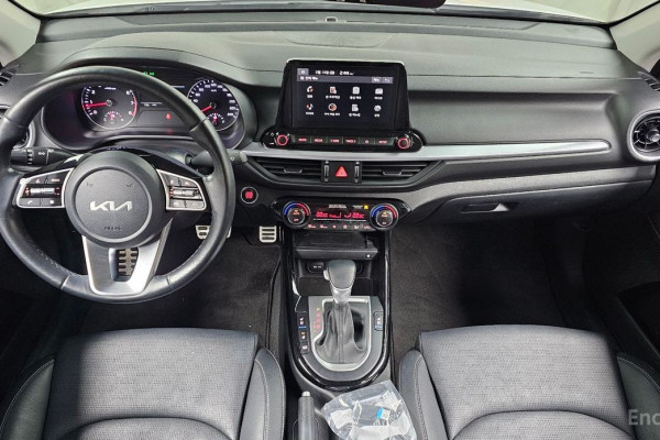 2022 Kia K3 с пробегом 111 617 км