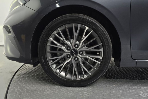 2021 Kia K3 с пробегом 41 501 км