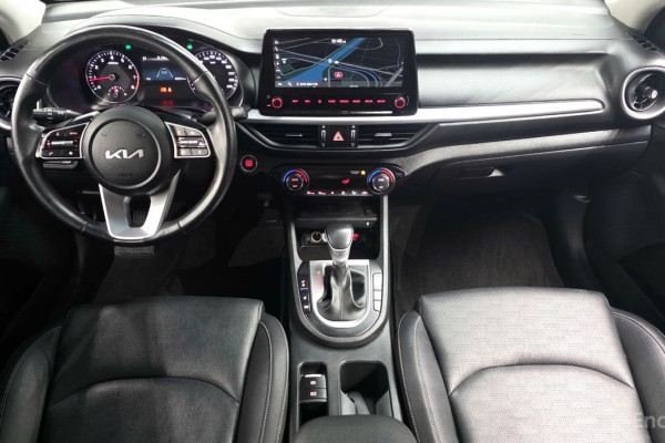 2022 Kia K3 с пробегом 83 291 км