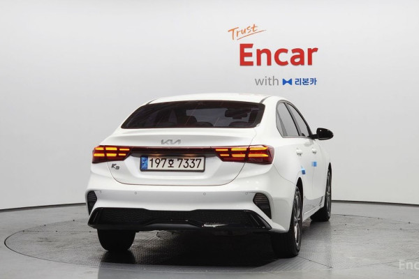 2022 Kia K3 с пробегом 30 519 км