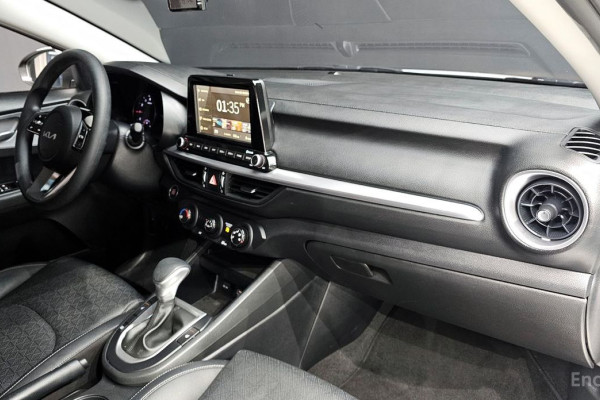 2022 Kia K3 с пробегом 50 951 км