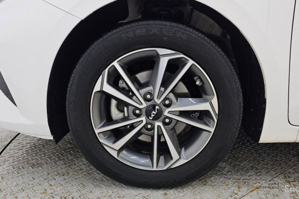 2022 Kia K3 с пробегом 54 022 км