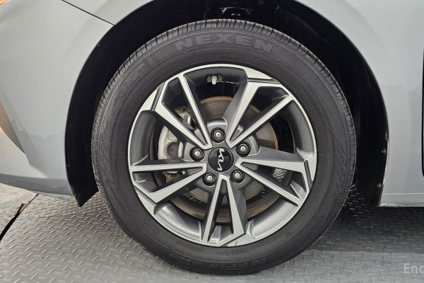 2022 Kia K3 с пробегом 82 156 км