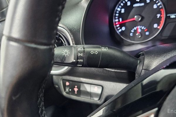 2022 Kia K3 с пробегом 82 156 км