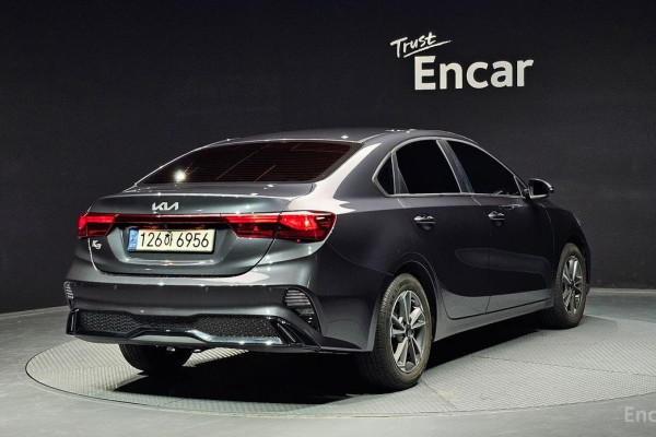 2022 Kia K3 с пробегом 87 505 км