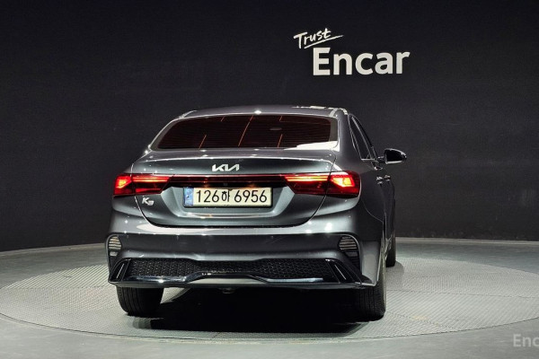 2022 Kia K3 с пробегом 87 505 км