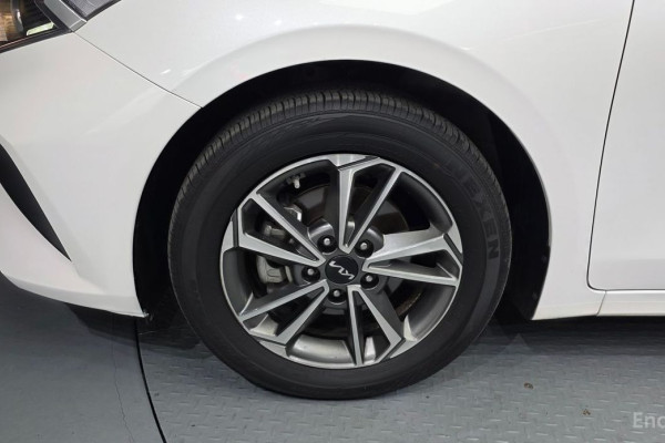 2022 Kia K3 с пробегом 104 949 км