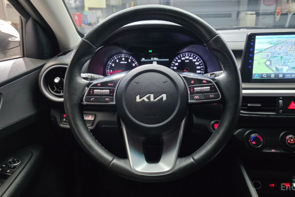 2022 Kia K3 с пробегом 104 949 км