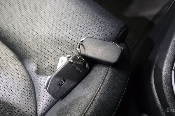 2022 Kia K3 с пробегом 104 949 км