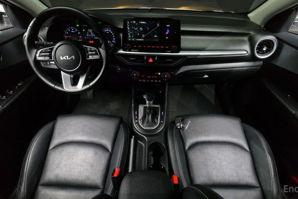 2022 Kia K3 с пробегом 76 436 км