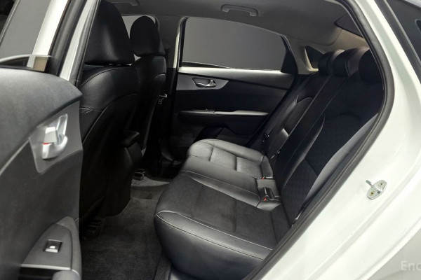 2022 Kia K3 с пробегом 76 436 км