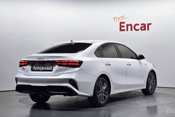 2022 Kia K3 с пробегом 56 078 км