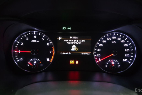 2022 Kia K3 с пробегом 121 896 км