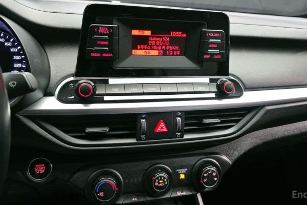 2022 Kia K3 с пробегом 121 896 км