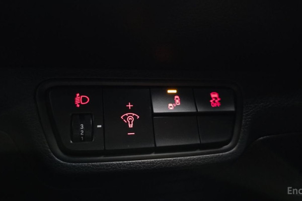 2022 Kia K3 с пробегом 121 896 км