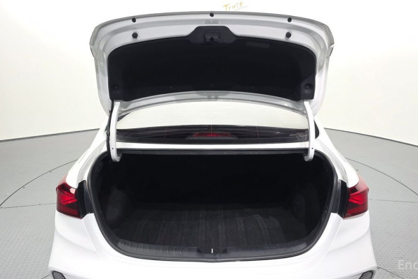 2021 Kia K3 с пробегом 41 142 км