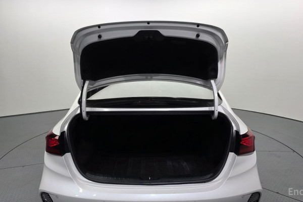 2021 Kia K3 с пробегом 85 983 км