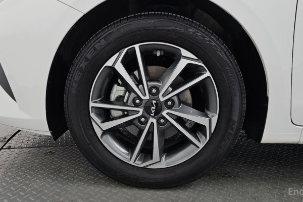 2022 Kia K3 с пробегом 31 405 км