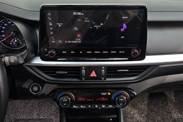 2022 Kia K3 с пробегом 31 405 км