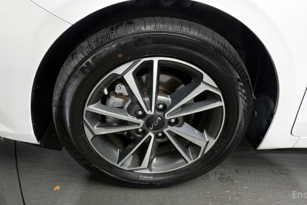 2021 Kia K3 с пробегом 97 886 км