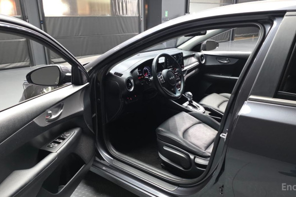 2021 Kia K3 с пробегом 34 077 км