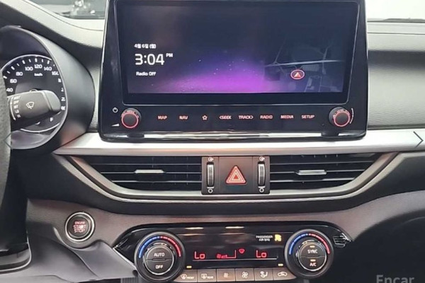 2021 Kia K3 с пробегом 104 324 км