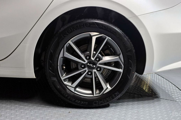 2022 Kia K3 с пробегом 136 240 км