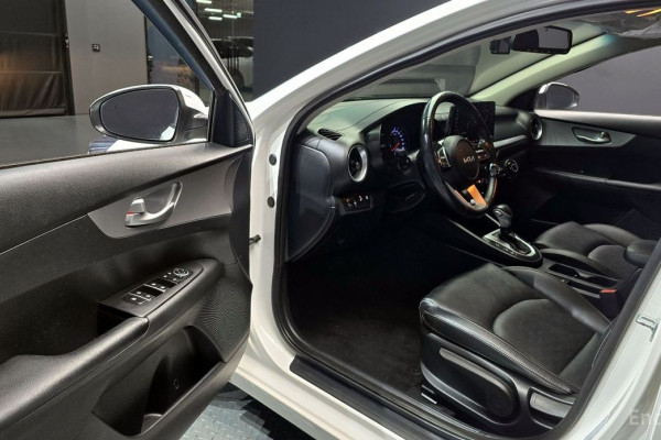 2022 Kia K3 с пробегом 136 240 км