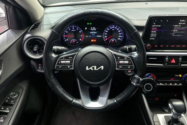 2022 Kia K3 с пробегом 136 240 км