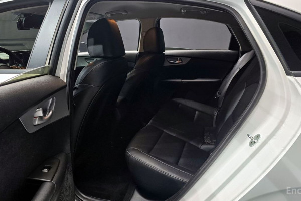 2022 Kia K3 с пробегом 136 240 км