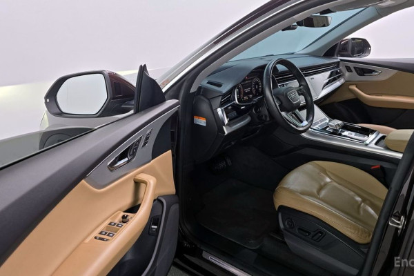 2022 Audi Q8 с пробегом 104 790 км