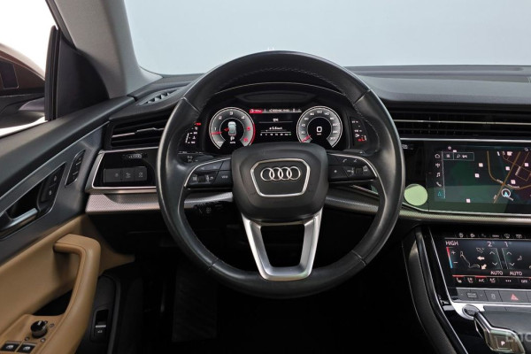 2022 Audi Q8 с пробегом 104 790 км