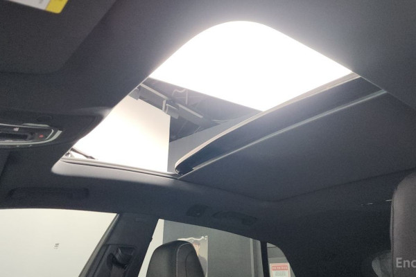 2020 Audi Q8 с пробегом 115 706 км