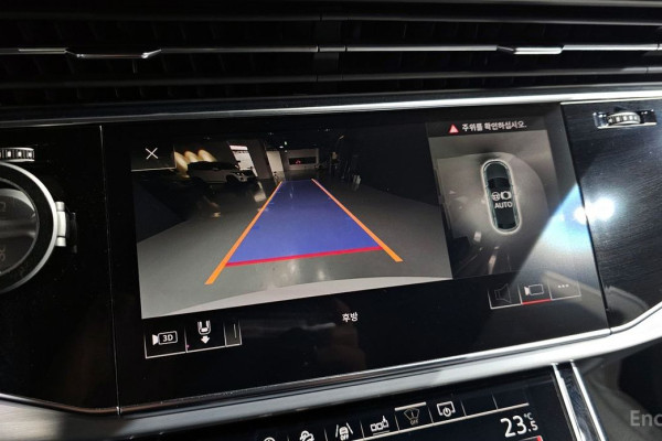 2020 Audi Q8 с пробегом 87 389 км