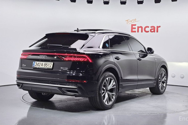2021 Audi Q8 с пробегом 154 043 км