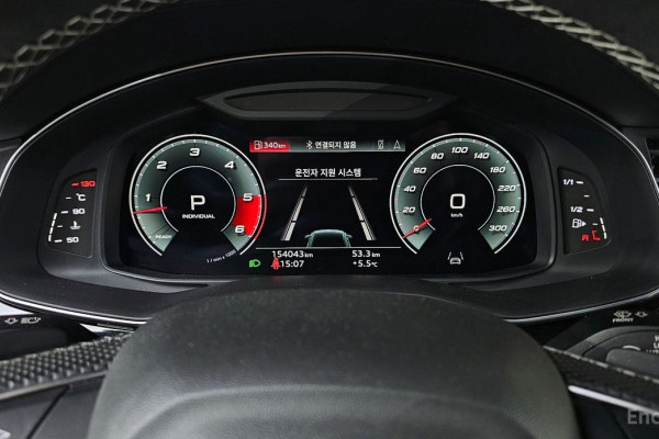 2021 Audi Q8 с пробегом 154 043 км