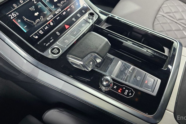 2021 Audi Q8 с пробегом 154 043 км