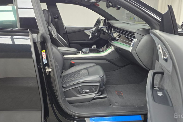 2022 Audi Q8 с пробегом 87 326 км