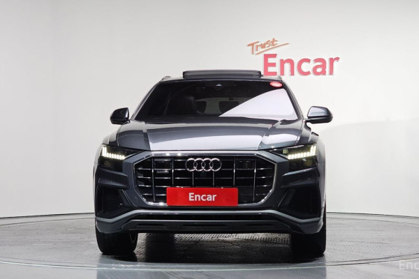 2021 Audi Q8 с пробегом 88 225 км