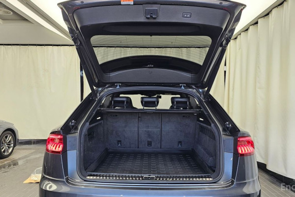 2021 Audi Q8 с пробегом 88 225 км