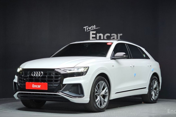 2022 Audi Q8 с пробегом 62 571 км